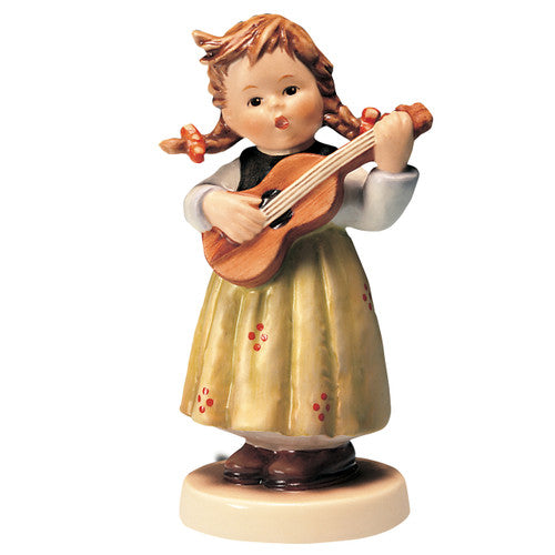 Strum Along - HUM 557/0