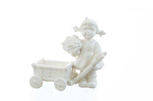 Surprise Visit (White) - HUM 2013